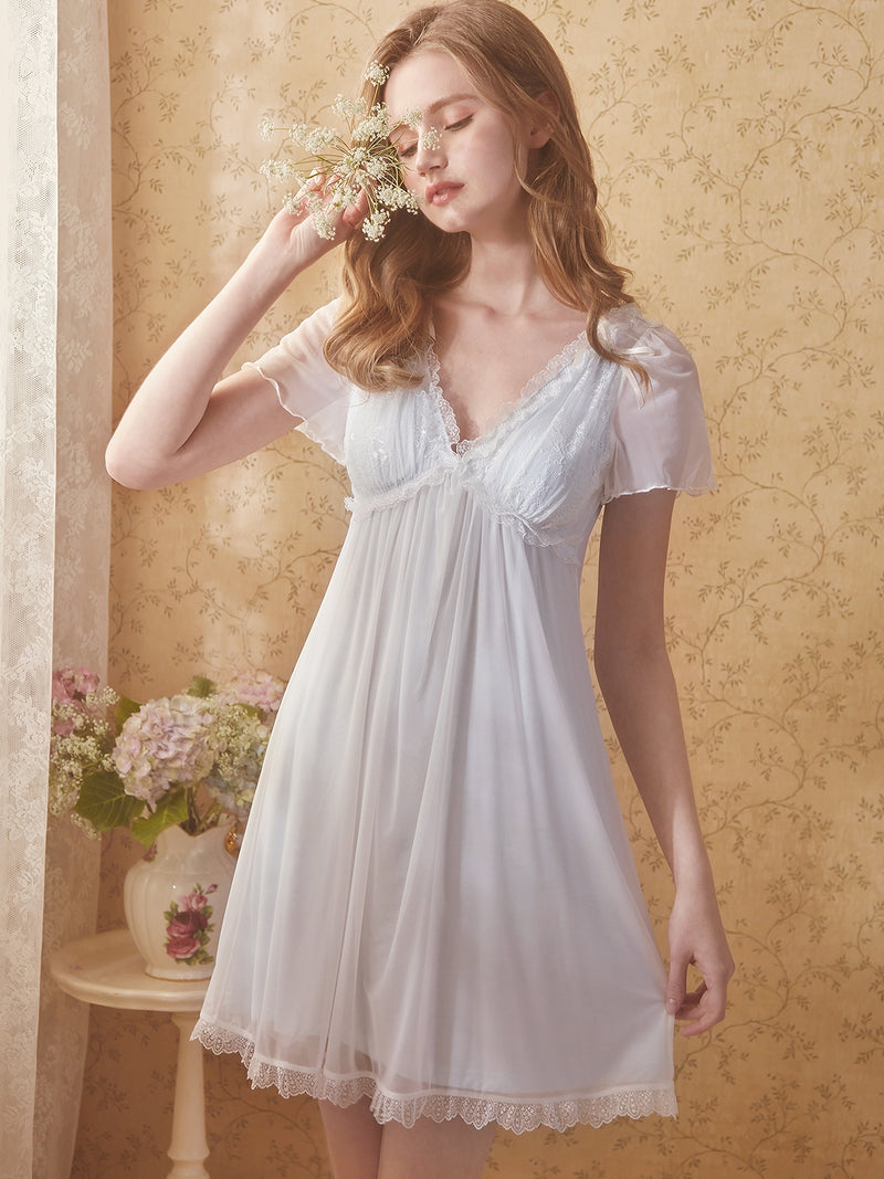 Short Sleeved Lace Ribbon Breast Pad Nightgown